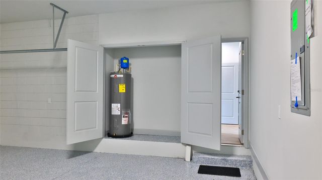 407 PALM DRIVE, New Smyrna Beach, FL 32168