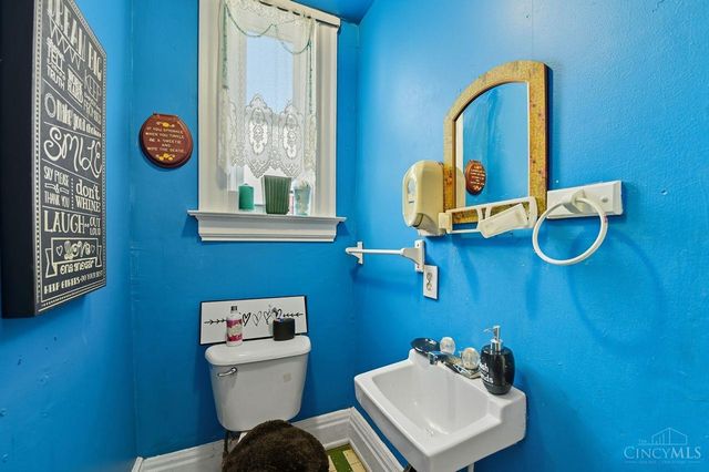 2656 Fenton Avenue, Cincinnati, OH 45211