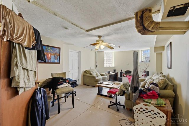 2656 Fenton Avenue, Cincinnati, OH 45211