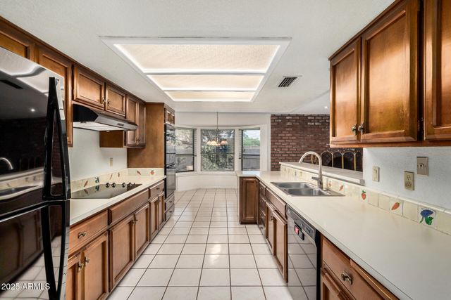 14018 N 48TH Place, Scottsdale, AZ 85254