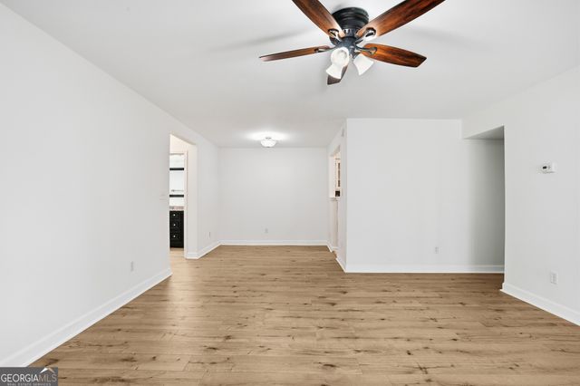 1512 Wingate Way, Atlanta, GA 30350