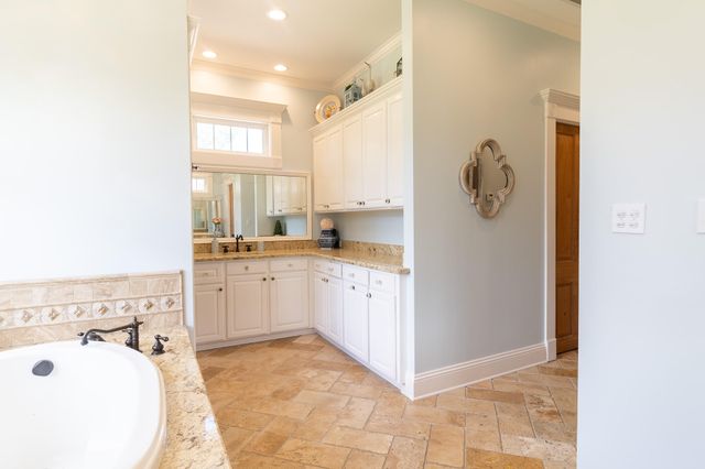 1301 Charlestown, Lake Charles, LA 70605