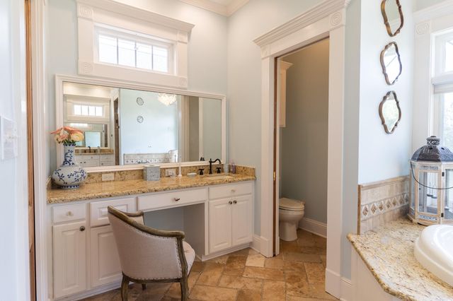 1301 Charlestown, Lake Charles, LA 70605