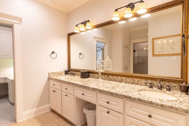 1301 Charlestown, Lake Charles, LA 70605