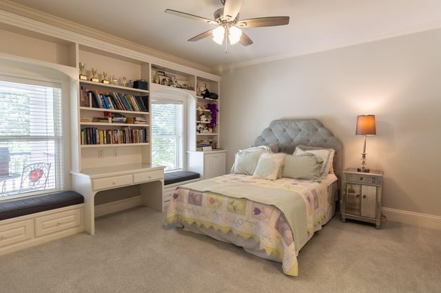 1301 Charlestown, Lake Charles, LA 70605