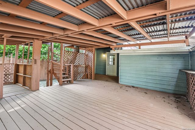 106 ROLLINS AVE, San Antonio, TX 78228