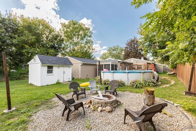 3086 High Road, Lysander, NY 13027