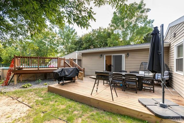 3086 High Road, Lysander, NY 13027
