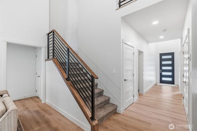 117 Red Hawk Drive, Castle Rock, WA 98611