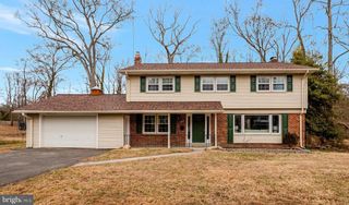 4312 ROBERTSON BLVD, Alexandria, VA 22309