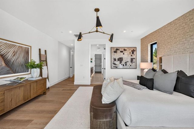 1376 Tennis Club Drive, Encinitas, CA 92024
