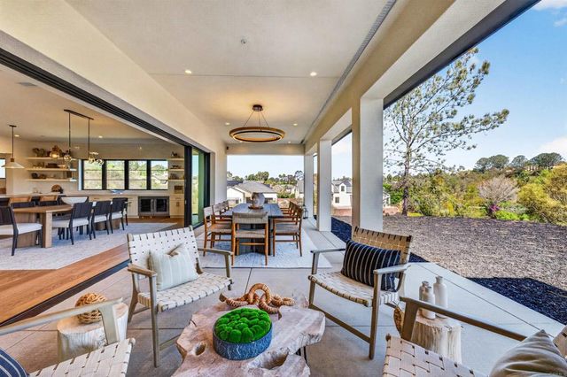 1376 Tennis Club Drive, Encinitas, CA 92024