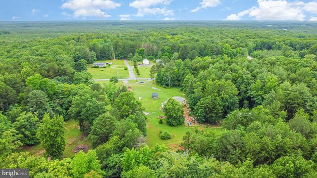 1206 CHOPPING RD, Mineral, VA 23117