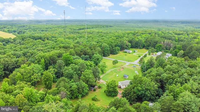1206 CHOPPING RD, Mineral, VA 23117