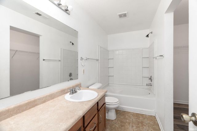 4626 Peebleshire Lane, Lafayette, IN 47909