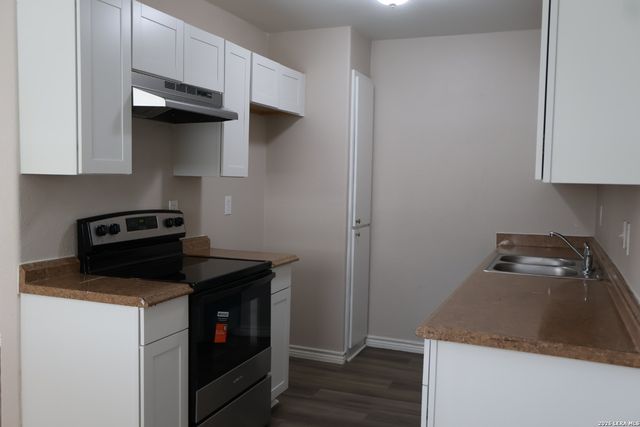 7110 Glen Ter Apt 2, San Antonio, TX 78239