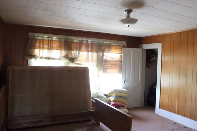 300 E Grand Avenue, Comanche, TX 76442