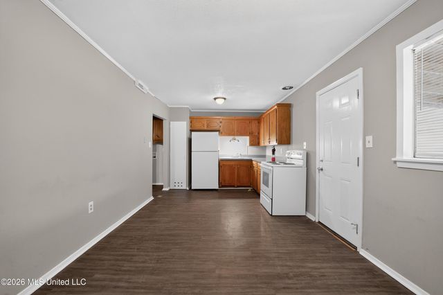 438 Queen Julianna Lane, Jackson, MS 39209