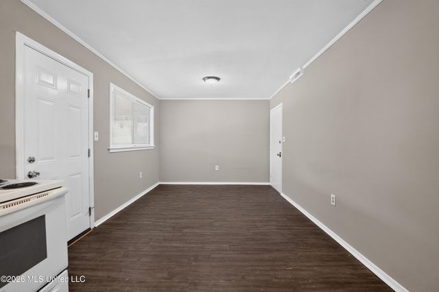 438 Queen Julianna Lane, Jackson, MS 39209