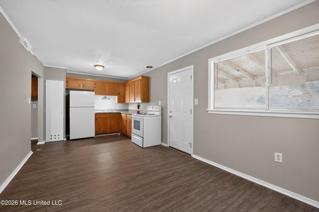 438 Queen Julianna Lane, Jackson, MS 39209