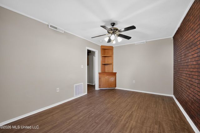 438 Queen Julianna Lane, Jackson, MS 39209