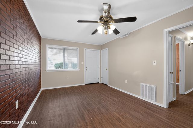 438 Queen Julianna Lane, Jackson, MS 39209