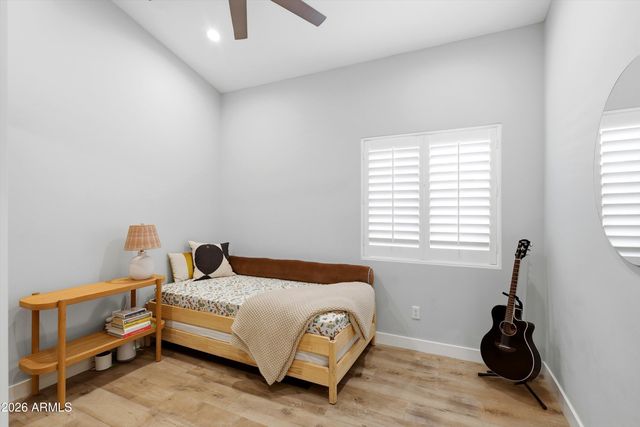 406 W COLTER Street, Phoenix, AZ 85013