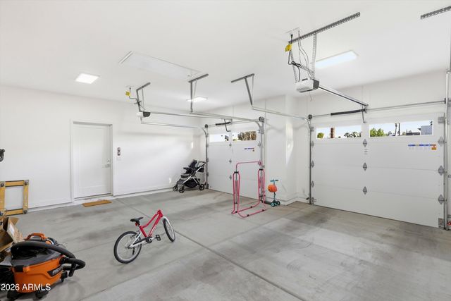 406 W COLTER Street, Phoenix, AZ 85013