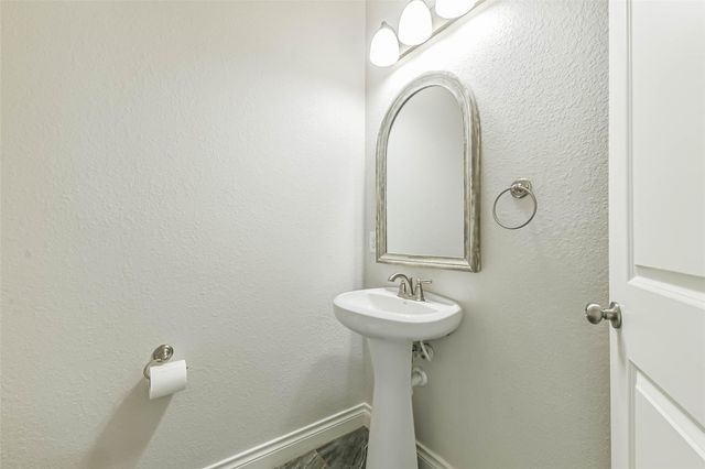 235 N Waterstone Drive, Montgomery, TX 77356