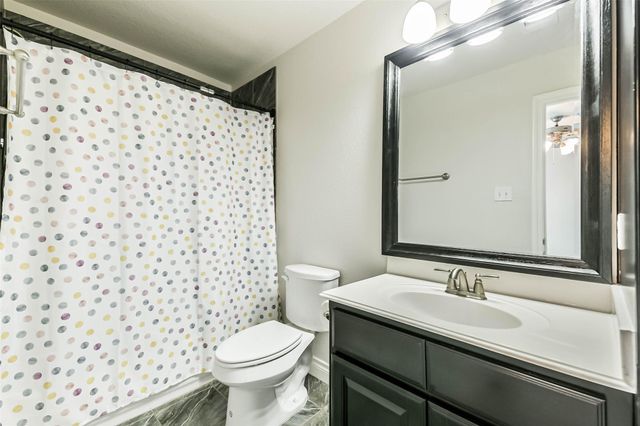 235 N Waterstone Drive, Montgomery, TX 77356