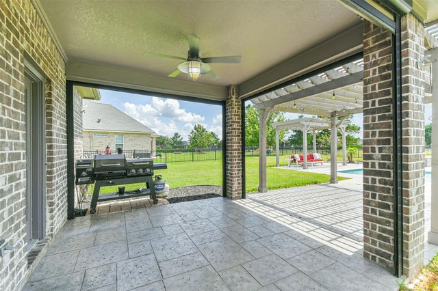 235 N Waterstone Drive, Montgomery, TX 77356