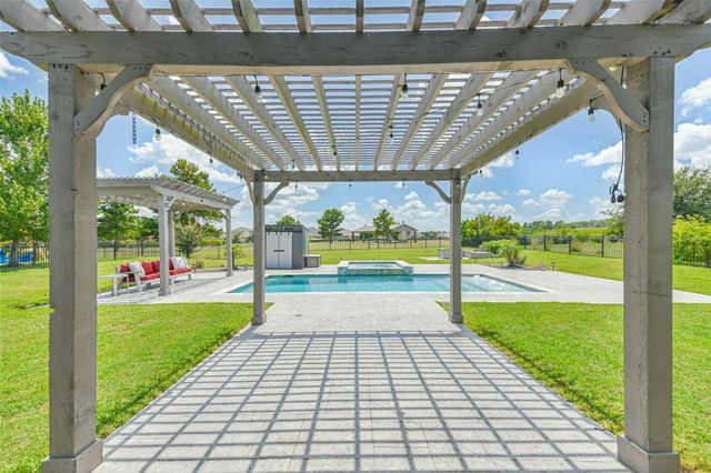 235 N Waterstone Drive, Montgomery, TX 77356