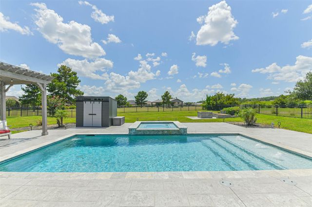 235 N Waterstone Drive, Montgomery, TX 77356