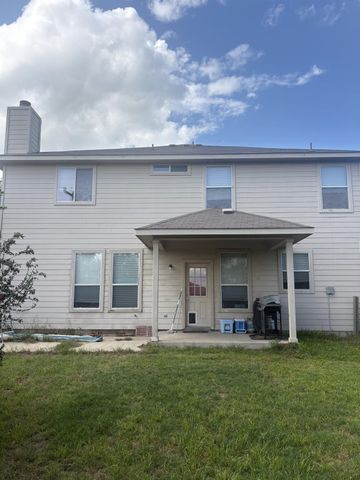 408 Mossy Rock DR, Hutto, TX 78634