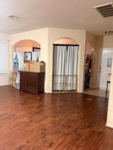 408 Mossy Rock DR, Hutto, TX 78634
