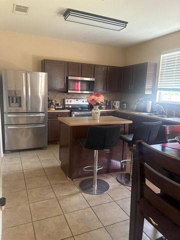 408 Mossy Rock DR, Hutto, TX 78634