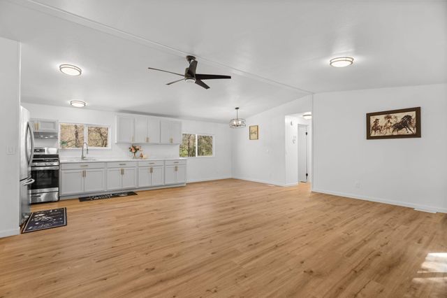 18636 Wilderness Trail, Cottonwood, CA 96022