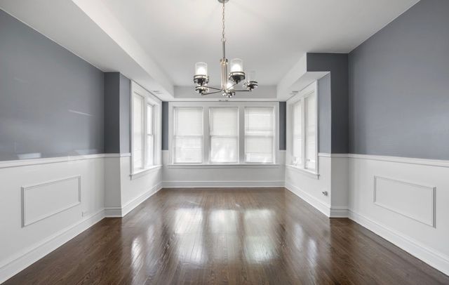 8222 S Maryland Avenue, Chicago, IL 60619