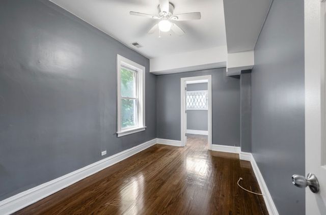 8222 S Maryland Avenue, Chicago, IL 60619