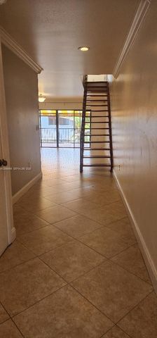 16504 Bridge End Road 16504, Miami Lakes, FL 33014