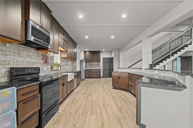 9414 Greenton Road, Odessa, MO 64076