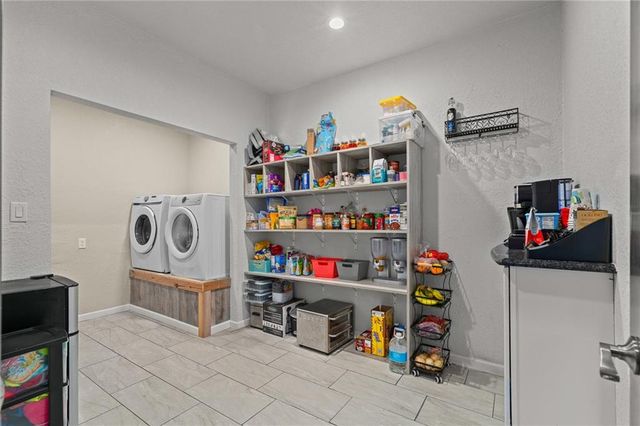 9414 Greenton Road, Odessa, MO 64076