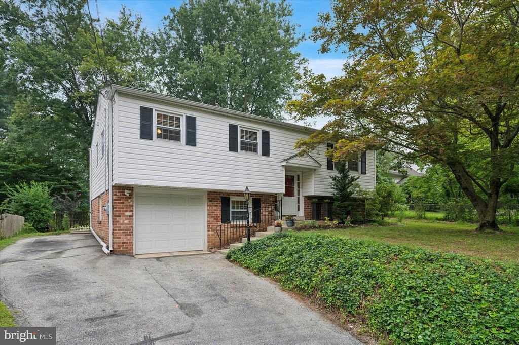 328 MICHIGAN AVE, Swarthmore, PA 19081