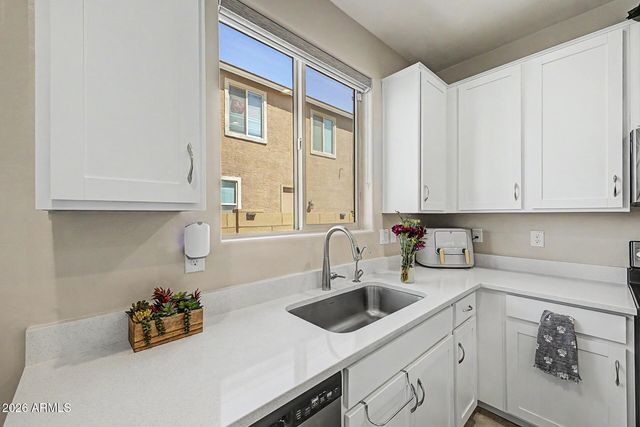 2092 E ESCONDIDO Place, Casa Grande, AZ 85122