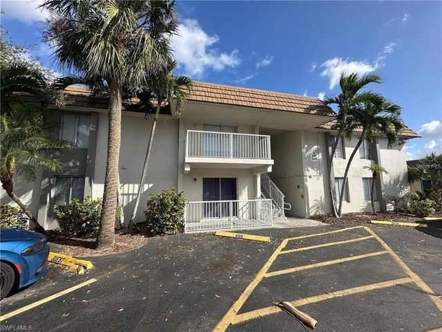 1830 Maravilla AVE 303, Fort Myers, FL 33901