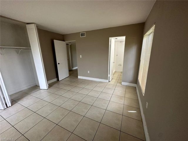 1830 Maravilla AVE 303, Fort Myers, FL 33901