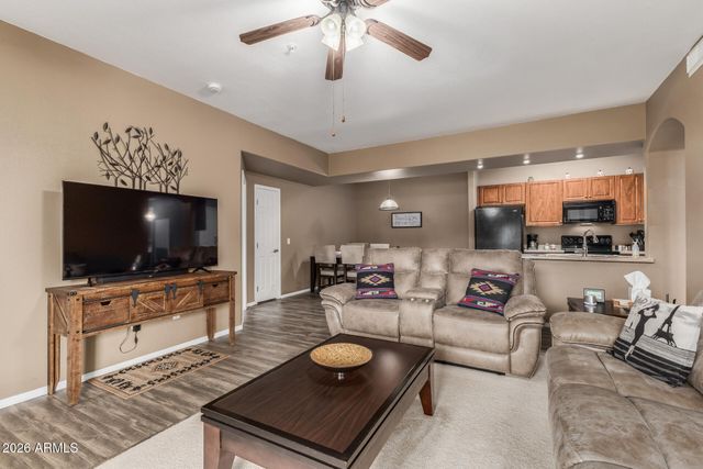 10136 E SOUTHERN Avenue 2073, Mesa, AZ 85209