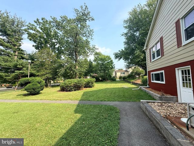 8995 HAMBURG RD, Frederick, MD 21702