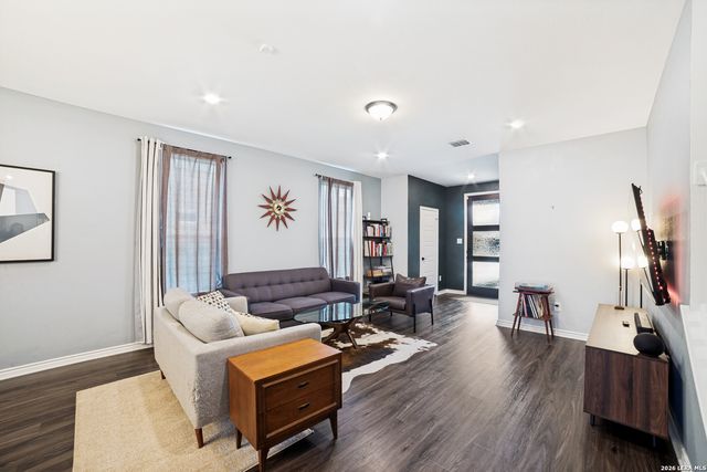 7974 HANGING BR, San Antonio, TX 78253