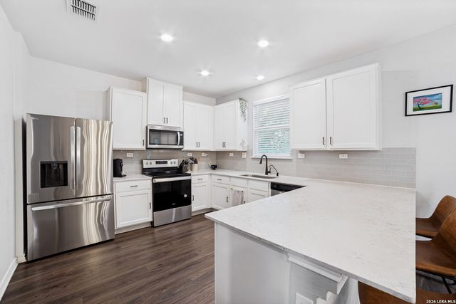 7974 HANGING BR, San Antonio, TX 78253